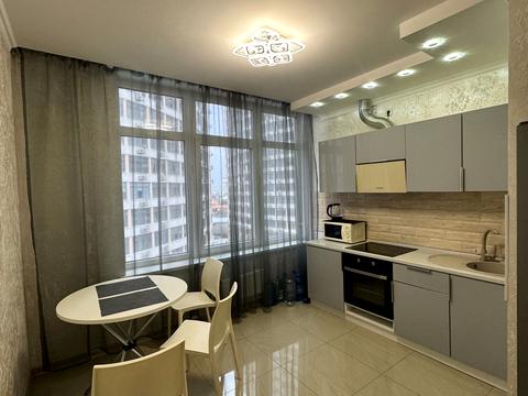 квартира за адресою Валерія Самофалова вул. (Каманіна), 16-А/5