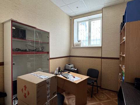 комерційна за адресою Житомир, Домбровського вул., 24