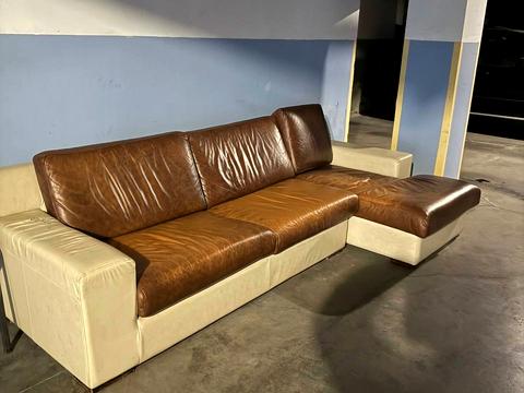 паркомісце за адресою Дмитрівська вул., 69