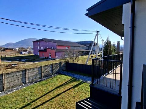 будинок за адресою Польова