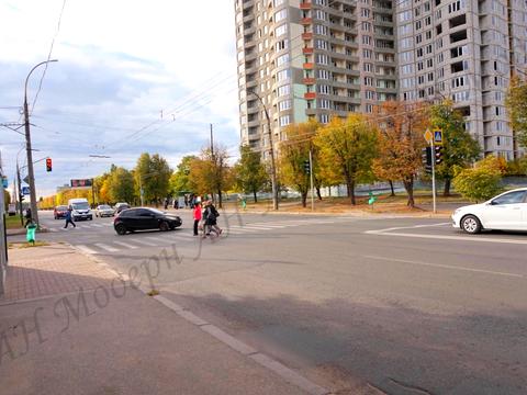 коммерческая по адресу Героев Сталинграда просп., 146-Б