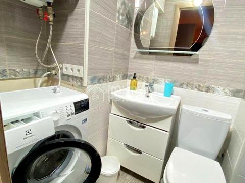 квартира за адресою Золочівська вул., 12