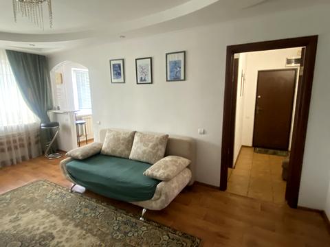 квартира за адресою Житомир, Добровольчих Батальйонів вул., 1