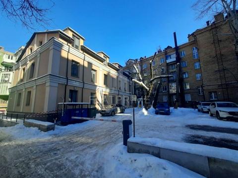 комерційна за адресою Січових Стрільців вул. (Артема), 55В