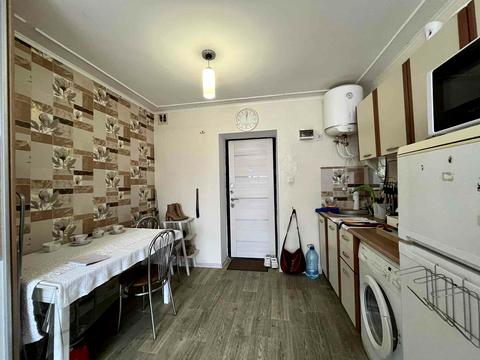 кімната за адресою Захисників України вул. (1-го Травня), 8