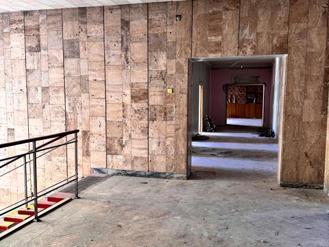 комерційна за адресою Князя Ярослава Мудрого вул. (Ленінградська), 59