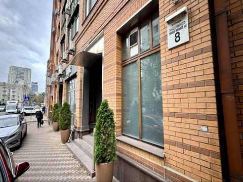 коммерческая по адресу Панаса Мирного ул., 8