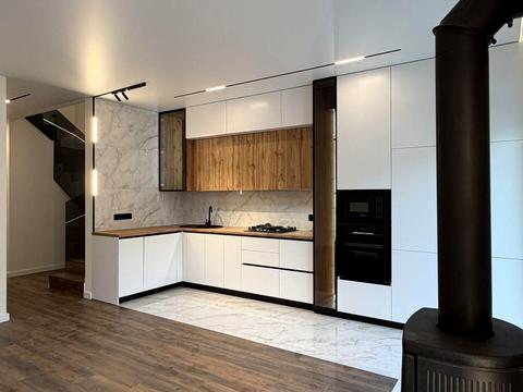 будинок за адресою с. Вовчинець, Потічна