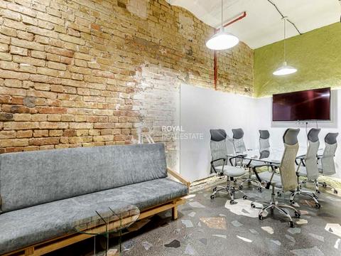 комерційна за адресою Богдана Хмельницького вул., 9