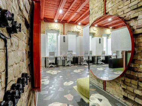 комерційна за адресою Богдана Хмельницького вул., 9