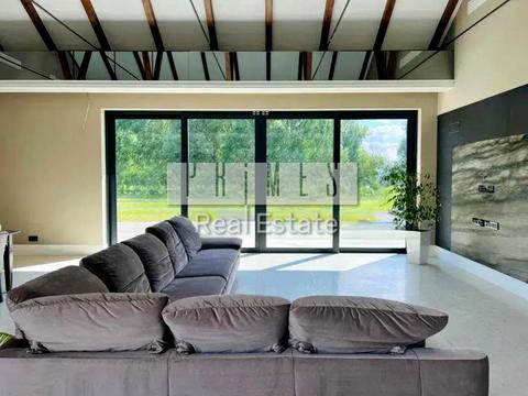 дом по адресу Соборна вул.