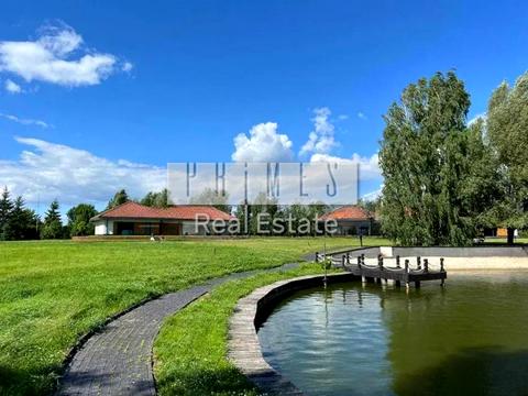 дом по адресу Соборна вул.