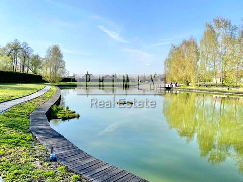 дом по адресу Соборна вул.