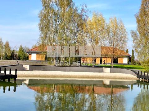 дом по адресу Соборна вул.