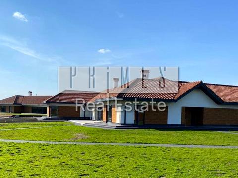 дом по адресу Соборна вул.