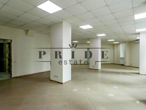 комерційна за адресою Миколи Міхновського бульв. (Дружби народів), 14-16