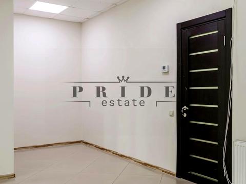 комерційна за адресою Миколи Міхновського бульв. (Дружби народів), 14-16