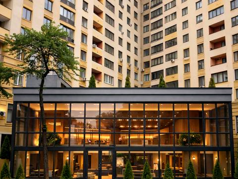 комерційна за адресою В'ячеслава Чорновола вул., 27