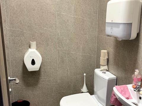 комерційна за адресою Мукачівська вул., 21