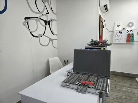 комерційна за адресою Князя Ольгерда, 132/1