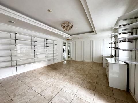 комерційна за адресою Старокозацька вул. (Комсомольська), 44