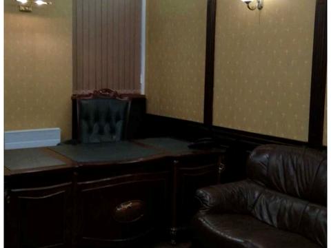 комерційна за адресою Соборна пл., 6