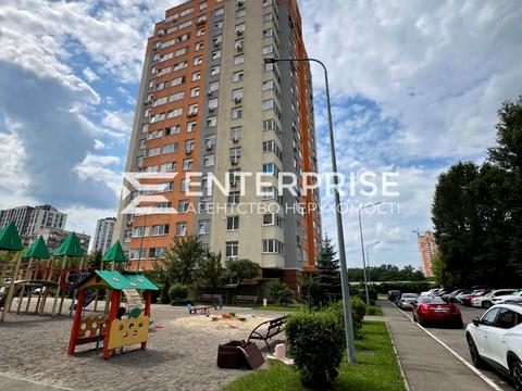 квартира за адресою Любомира Гузара просп. (Космонавта Комарова), 46-В