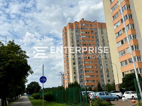 квартира за адресою Любомира Гузара просп. (Космонавта Комарова), 46-В