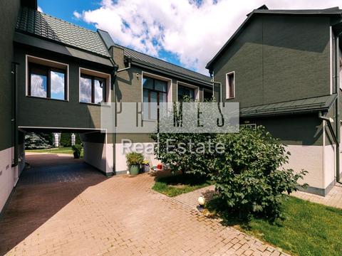 будинок за адресою Яблунева вул.