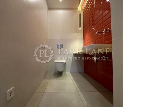 комерційна за адресою Деміївська вул., 13