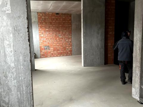 комерційна за адресою Вільгельма Котарбінського вул. (Миколи Кравченка), 24