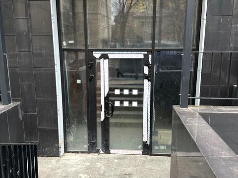 комерційна за адресою Вільгельма Котарбінського вул. (Миколи Кравченка), 24