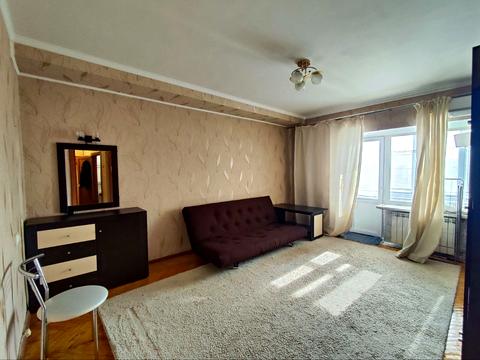 квартира за адресою Леоніда Каденюка просп. (Юрія Гагаріна), 14-А