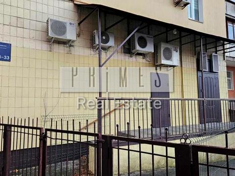 комерційна за адресою Кудрявська вул., 31-33