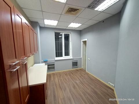 комерційна за адресою Мала Арнаутська вул., 64