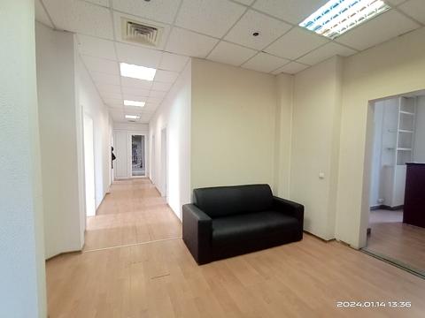 комерційна за адресою Мала Арнаутська вул., 64