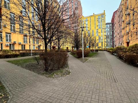 квартира за адресою Регенераторна вул., 4 к5