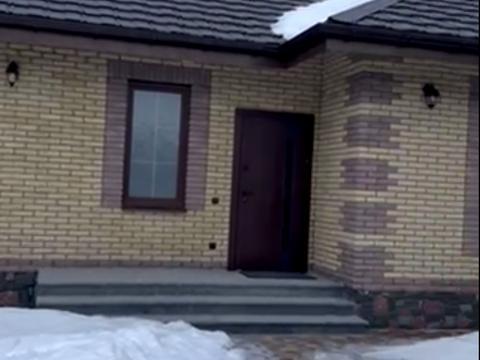 будинок за адресою Цетральна, 1