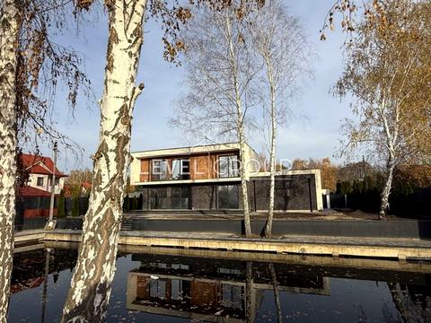 будинок за адресою Лугова вул.