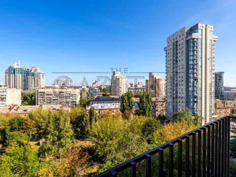 квартира за адресою Дегтярівська вул., 10