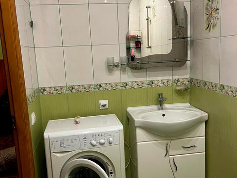 квартира за адресою Львів, Гетьмана Івана Мазепи вул. (Топольна), 3