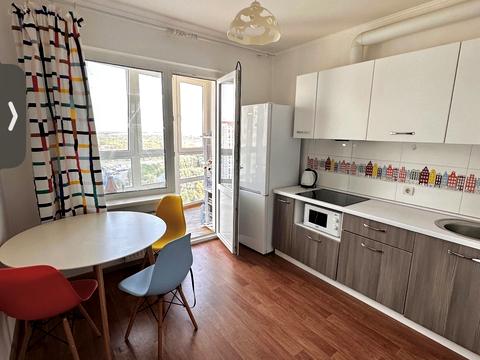 квартира по адресу Софии Русовой ул., 5-Б