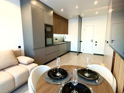 квартира за адресою Причальна вул., 12