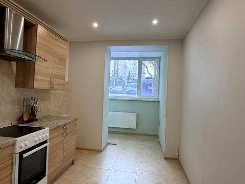 квартира за адресою Джерельна вул., 8