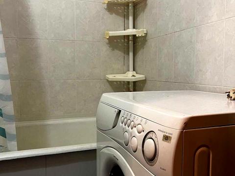 квартира за адресою Червоної Калини просп. (Володимира Маяковського), 25