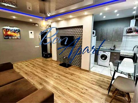 квартира за адресою Вацлава Гавела бульв. (Івана Лепсе), 57/38