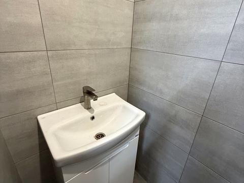 комерційна за адресою Добровольчих Батальйонів вул. (Червоноармійська), 203/2