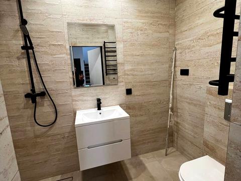 будинок за адресою Михайла Булгакова вул.