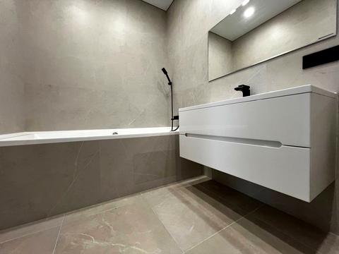 будинок за адресою Михайла Булгакова вул.