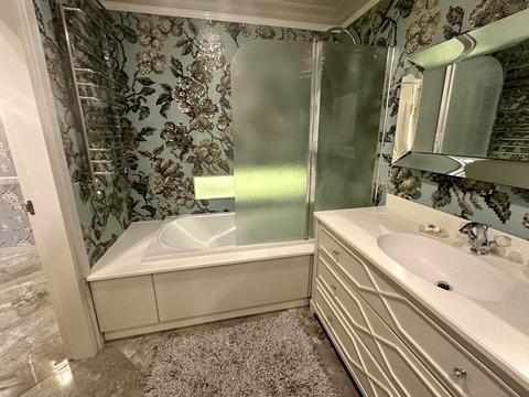 квартира по адресу Княгини Ольги ул., 100л